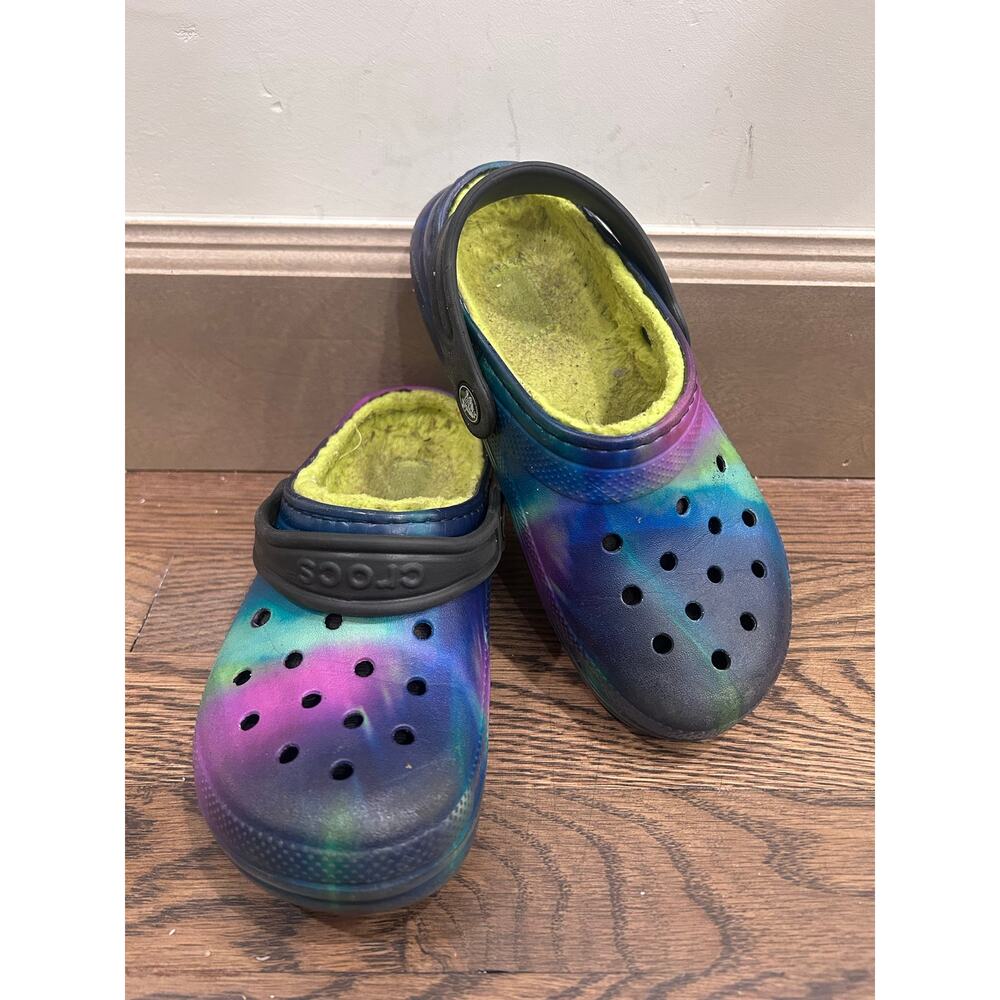 CROCS Classic Lined Clogs "Out of This World" Tie Dye Kids J1Waterproof Summer